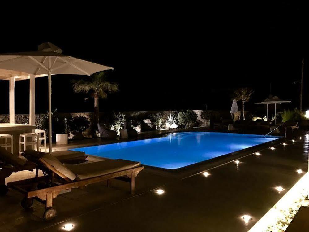 Queen Boutique Suites Mykonos Town Exterior foto